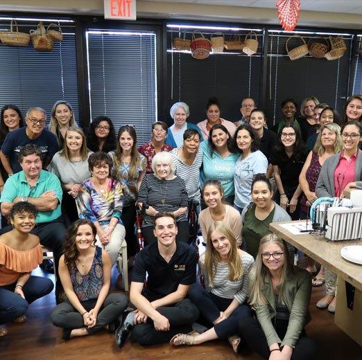 group photo of all participant and students in the Aphasia House