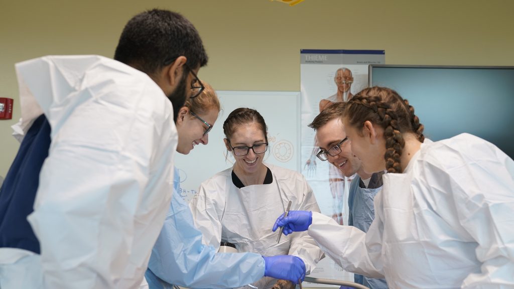 Med Students Get a ‘Leg Up’ on Anatomy Training from PT Students