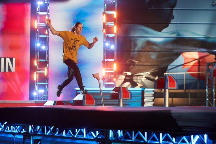 Health Sciences Alumnus Competes on American Ninja Warrior, Trains Future Ninjas in Orlando