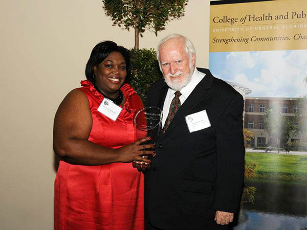 Rachel Williams and UCF retired faculty Thomas A. Mullin