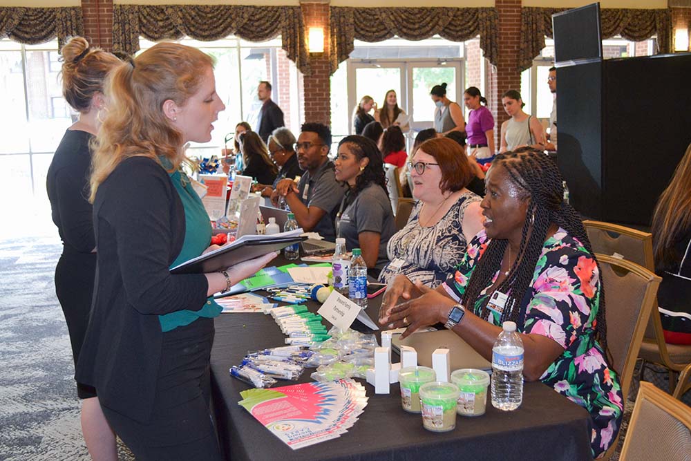 UCF Social Work Holds Career Fair for Students and Alumni