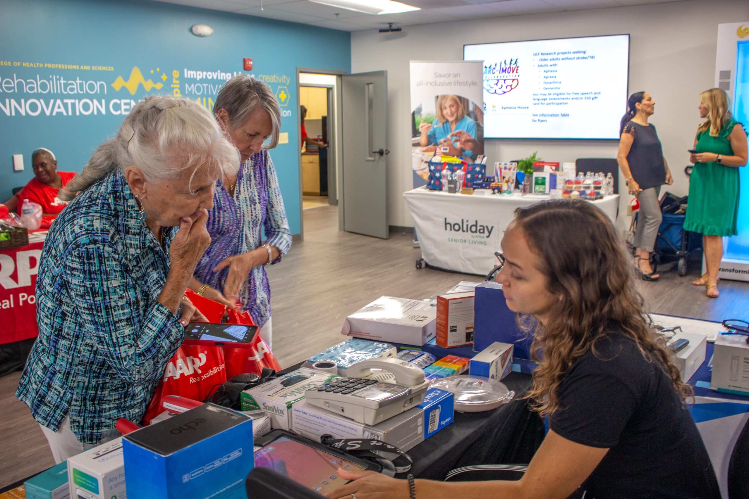 Communication Disorders Clinic and FAAST Center Host First Healthy Aging Fair