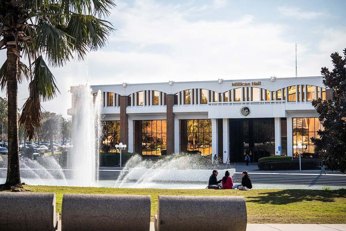 UCF Awards Promotion and Tenure to 115 Faculty